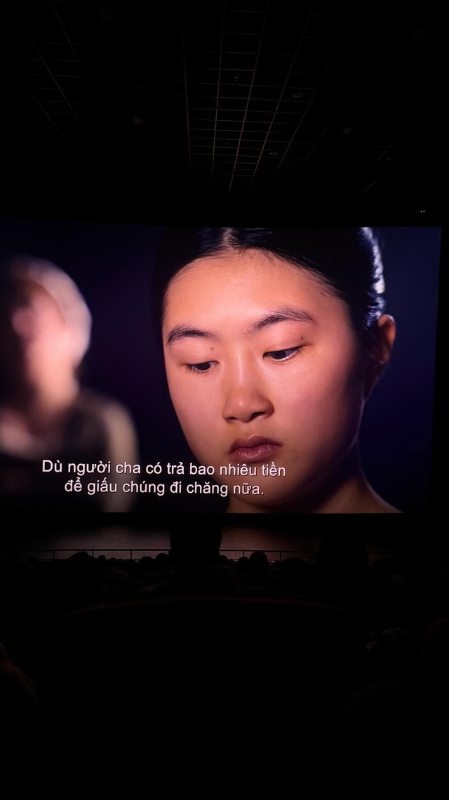 Phim 18+ gây tranh cãi vì 2 mỹ nhân gốc Việt: Người chê phá nát nguyên tác, người bênh “diễn hay là được”- Ảnh 3.