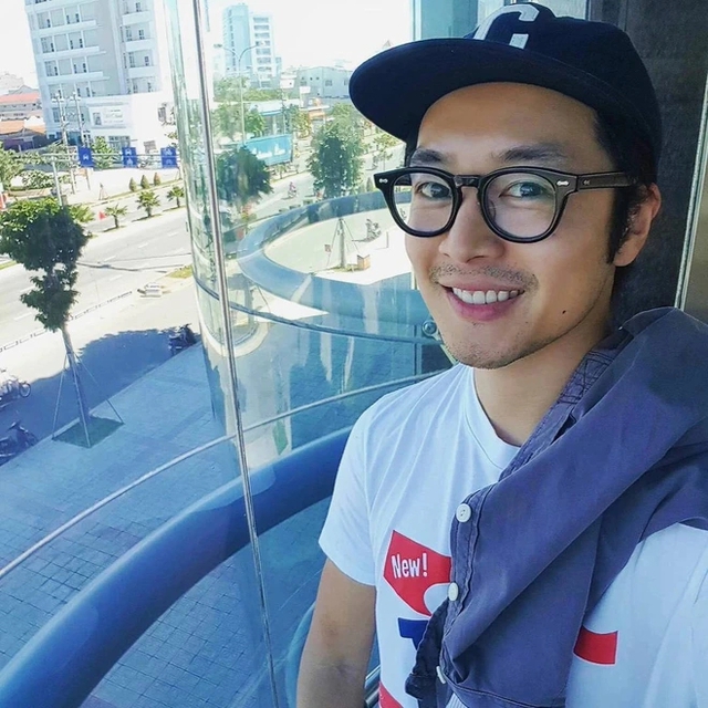 Tài tử Hàn sang Việt Nam mở quán cà phê, gặp hạn ngay đầu năm- Ảnh 3.