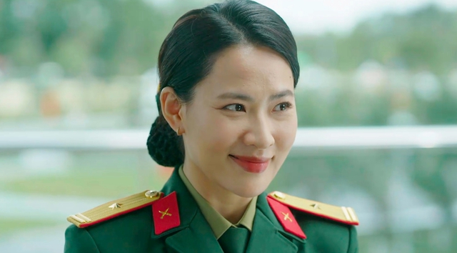 Cả MXH đang bị 1 mỹ nhân tra tấn thính giác: Cứ cất giọng là netizen đòi tắt TV, đích thị em gái "chị Google"- Ảnh 4.