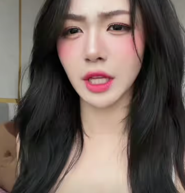 "Combat" trực diện với fan nam, gái xinh Tóp Tóp bị sát thương nhói lòng, phải xóa bình luận - Ảnh 7.