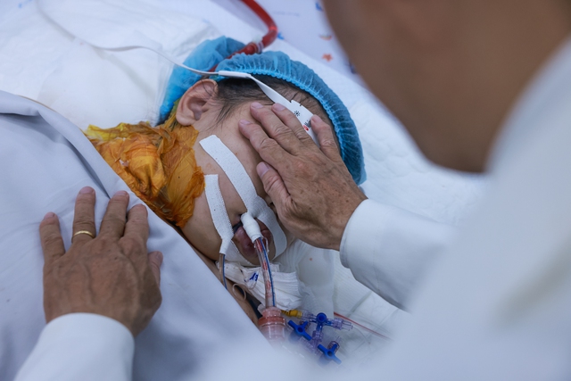 Những "màu đỏ không Tết" do Sốt xuất huyết Dengue và cuộc chiến giành lại mùa xuân - Ảnh 10.