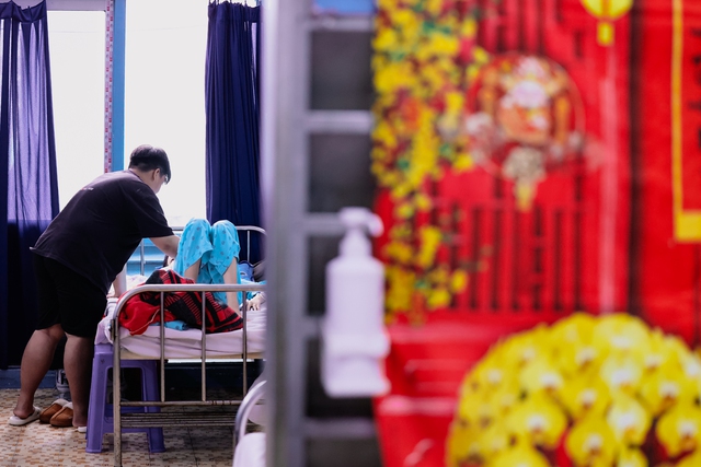 Những "màu đỏ không Tết" do Sốt xuất huyết Dengue và cuộc chiến giành lại mùa xuân - Ảnh 20.