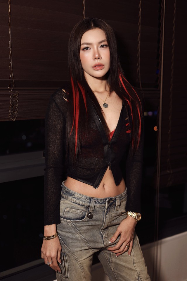 Người thân Lương Thuỳ Linh nói thẳng về Minh Tú giữa lúc vướng tranh cãi phát ngôn: "Cô ấy không phải Hoa hậu thân thiện!"- Ảnh 3. Người thân Lương Thuỳ Linh nói thẳng về Minh Tú giữa lúc vướng tranh cãi phát ngôn: "Cô ấy không phải Hoa hậu thân thiện!"- Ảnh 3.