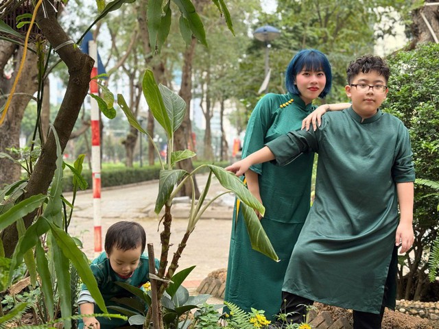 Giữa trưa, cậu con trai lớp 6 gọi điện xin về nhà vì "đau bụng", mẹ trẻ có pha xử lý cực kỳ mượt - Ảnh 1.