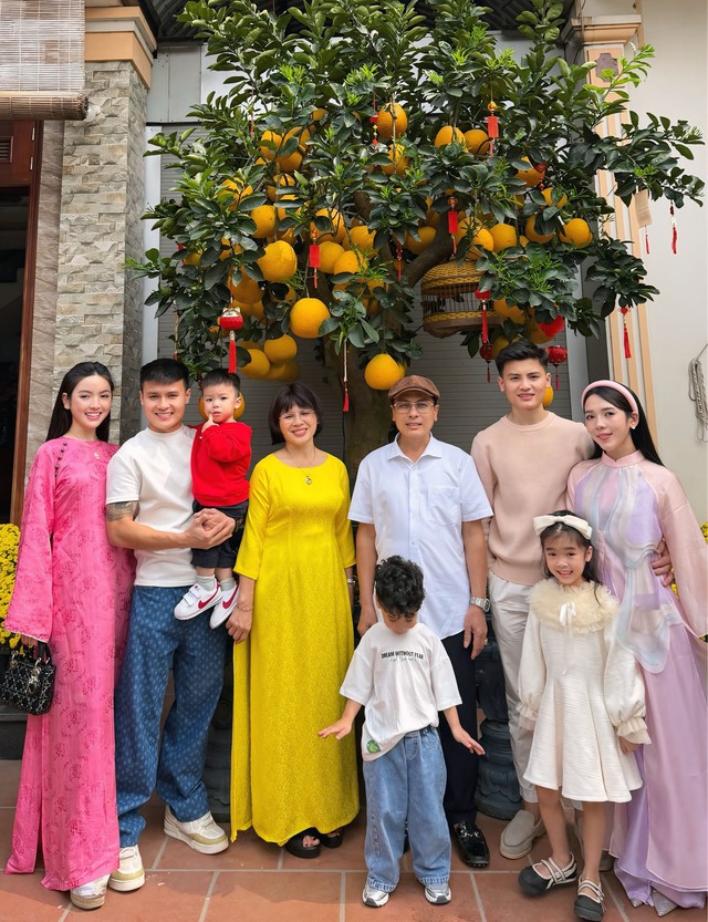 Chu Thanh Huyền bị mẹ Quang Hải "rượt đuổi" ngay tại cổng nhà vì dám làm điều này!- Ảnh 3.