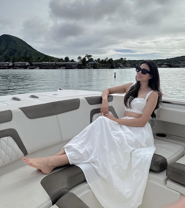 Gia đình để lộ tình trạng của Hoa hậu Phạm Hương ở Mỹ- Ảnh 4.