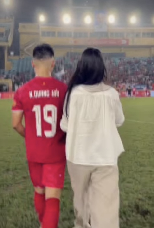 Chu Thanh Huyền có đang "lố" quá không?- Ảnh 1.