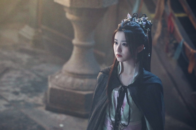 Phong hoa tuyệt đại cũng không đủ hình dung mỹ nhân này: Trời sinh để đóng cổ trang, ngắm một hồi tưởng xuyên không- Ảnh 13.