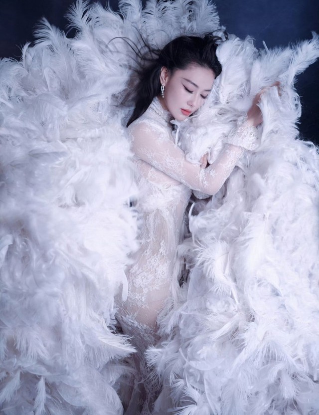 Nữ thần sắc đẹp nhận trái đắng vì ép cân quá đà - Ảnh 1.