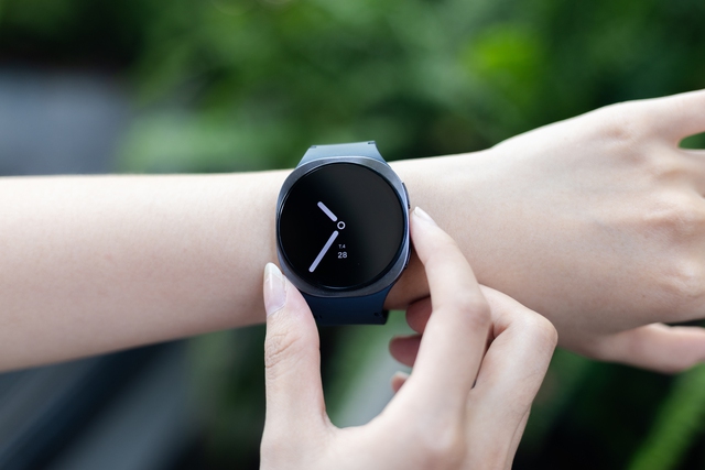 Đeo Galaxy Watch8: Nhẹ tay, dễ dùng và hợp “mood” nhịp sống hiện đại- Ảnh 3.