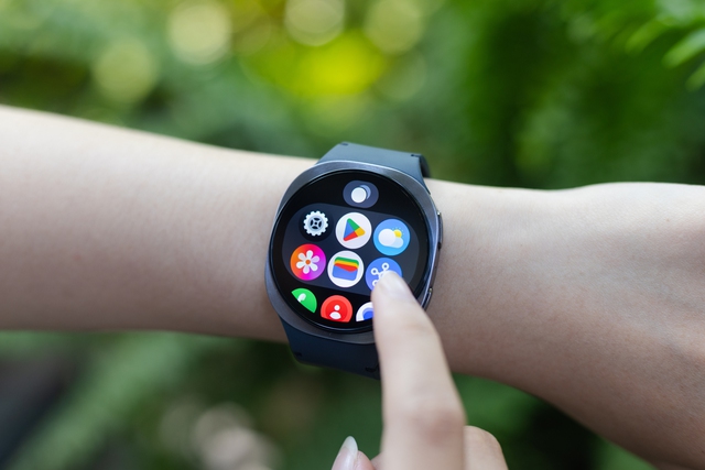Đeo Galaxy Watch8: Nhẹ tay, dễ dùng và hợp “mood” nhịp sống hiện đại- Ảnh 1.