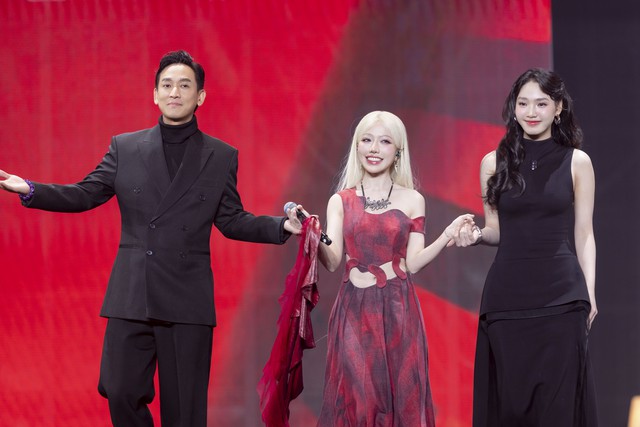 Cặp sao Việt lệch nhau 29 tuổi vẫn đẹp đôi điên đảo, nhìn nhau nửa giây cũng đủ viết 1000 trang ngôn tình- Ảnh 4.