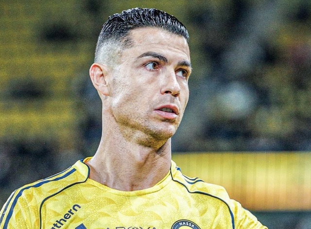 Ronaldo  "đình công", mâu thuẫn đỉnh điểm tại Al Nassr, giá trị chuyển nhượng "chạm đáy" lịch sử  - Ảnh 1.