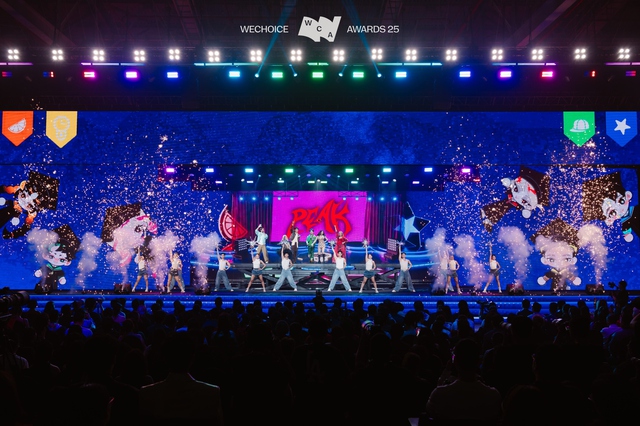 Việt Nam có 1 nhóm nhạc nam - nữ visual thích mê, nhạc hay kỹ năng cực "peak" mà nhảy lạ lắm - Ảnh 1.