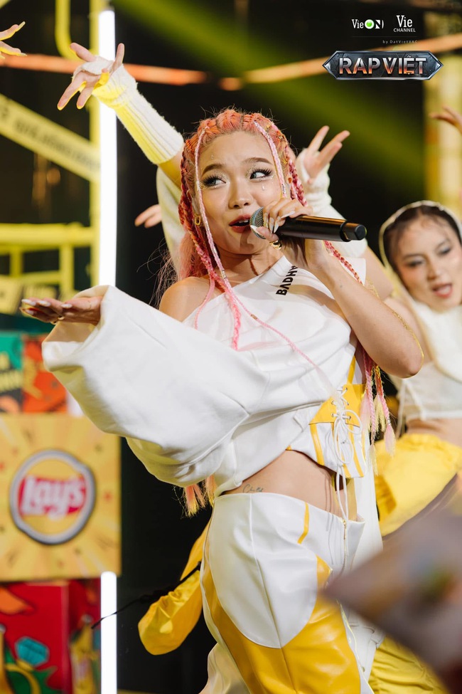 Những kịch bản có thể xảy ra, ai có khả năng lên ngôi Quán quân Rap Việt mùa 4?- Ảnh 5. Những kịch bản có thể xảy ra, ai có khả năng lên ngôi Quán quân Rap Việt mùa 4?- Ảnh 5.