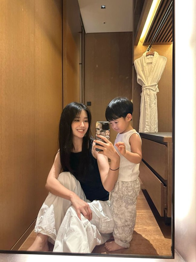 Kiểu mẹ thế này thường nuôi dạy được những bé trai trưởng thành sẽ là người đàn ông gia đình, biết bảo vệ vợ con- Ảnh 1.