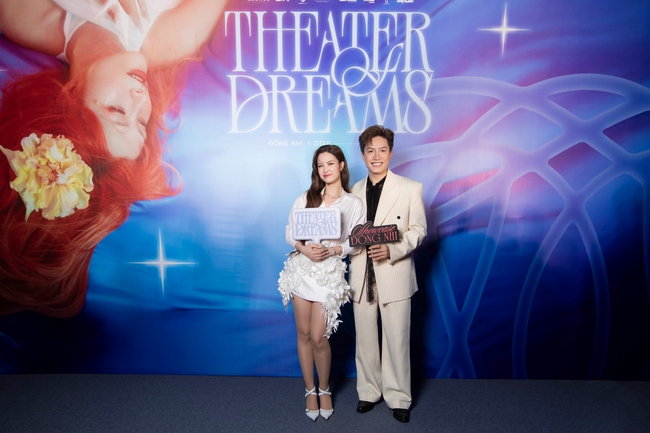Cả showbiz ùa lên sân khấu ủng hộ Đông Nhi, riêng “em gái ruột” Diệu Nhi làm 1 hành động cứu nguy gây chú ý- Ảnh 6.