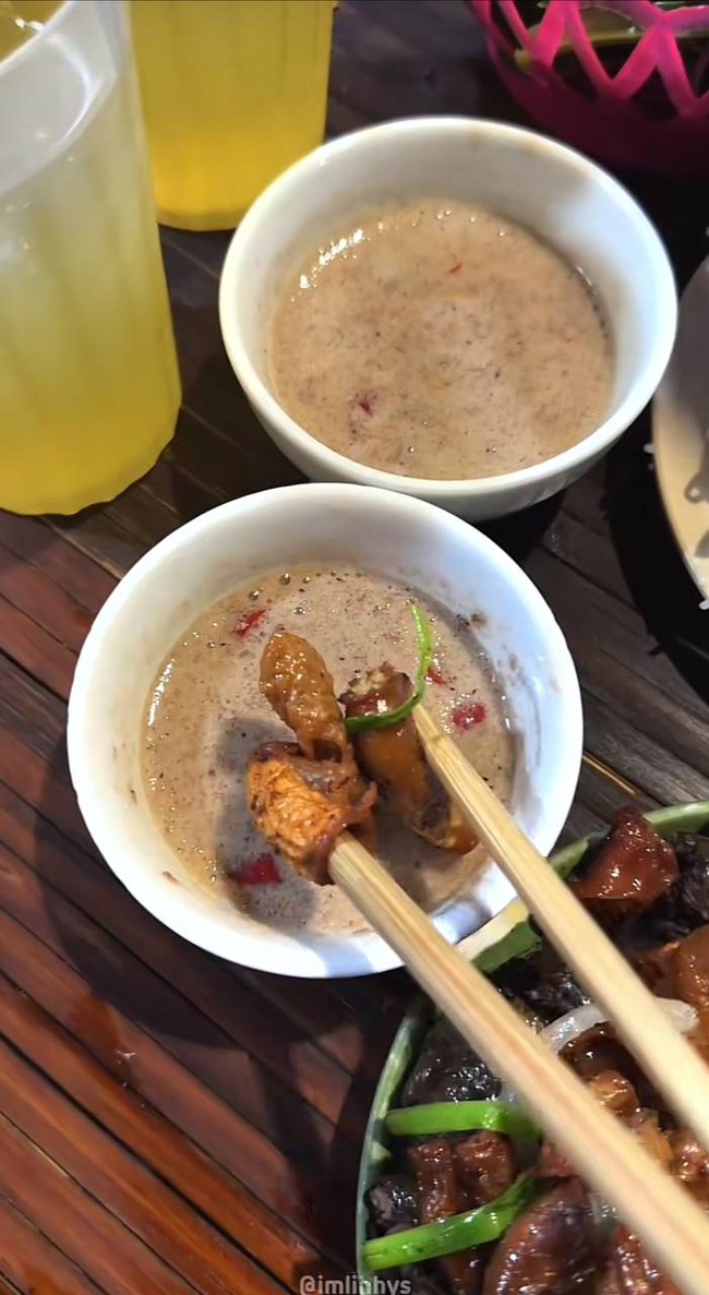 Không bán lòng se điếu nhưng loạt quán lòng này ở Hà Nội vẫn được thực khách săn lùng ráo riết- Ảnh 3.