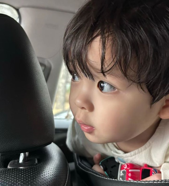 Những hành động của trẻ bị người lớn "dán nhãn" phiền toái nhưng lại là biểu hiện của tư duy phát triển tốt- Ảnh 3.