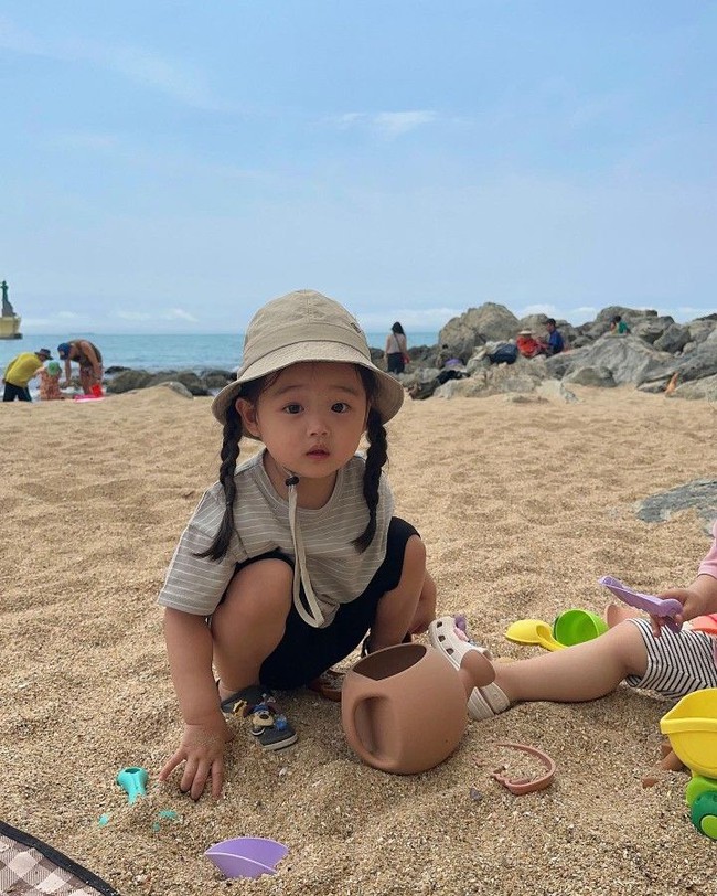 Những thói quen "vô tri" của người lớn nhưng lại làm ảnh hưởng đến khả năng tập trung của trẻ- Ảnh 3.