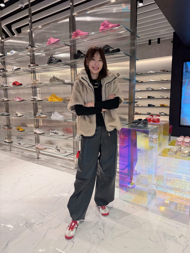 Onitsuka Tiger Đài Loan (Trung Quốc) bị tố xem thường khách Việt, chủ tịch toà nhà Taipei 101 phải đích thân xử lý- Ảnh 5. Onitsuka Tiger Đài Loan (Trung Quốc) bị tố xem thường khách Việt, chủ tịch toà nhà Taipei 101 phải đích thân xử lý- Ảnh 5.