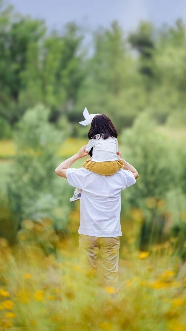 Kiểu bố này có thể nuôi dạy con gái lớn lên trong hạnh phúc và luôn tự tin vào chính mình- Ảnh 4. Kiểu bố này có thể nuôi dạy con gái lớn lên trong hạnh phúc và luôn tự tin vào chính mình- Ảnh 4.