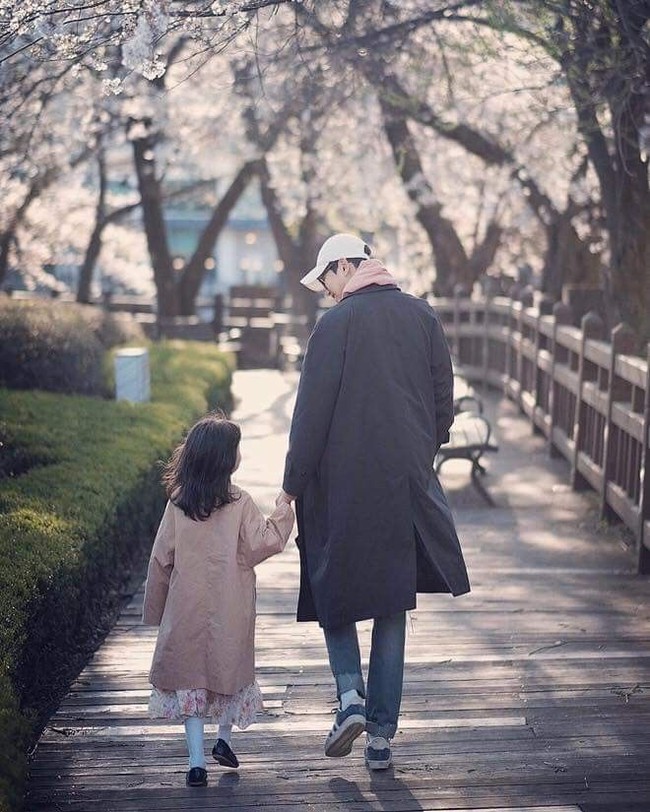Kiểu bố này có thể nuôi dạy con gái lớn lên trong hạnh phúc và luôn tự tin vào chính mình- Ảnh 3. Kiểu bố này có thể nuôi dạy con gái lớn lên trong hạnh phúc và luôn tự tin vào chính mình- Ảnh 3.