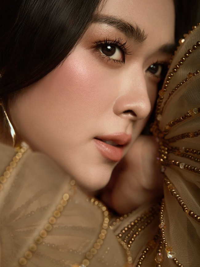 Việt Nam có 1 tuyệt sắc giai nhân không ai muốn đứng cạnh, nhìn mặt là hiểu lý do- Ảnh 7.