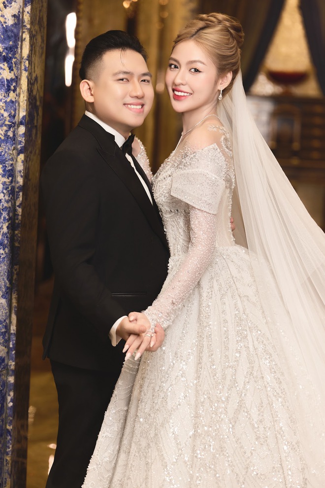 Trọn bộ ảnh cưới của Trọn bộ ảnh cưới của