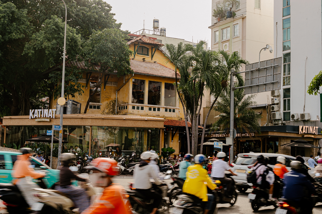 Bất chấp những ồn ào, Katinat liên tục "phủ sóng" các mặt bằng vàng tại Hà Nội và TP.HCM- Ảnh 12.