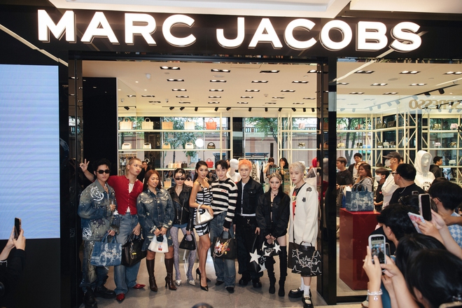 3 Anh Trai Say Hi bảnh đét cùng dàn trai xinh gái đẹp đổ bộ event Marc Jacobs- Ảnh 1.