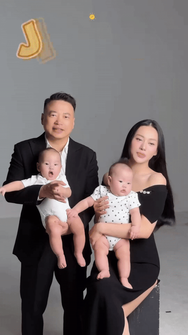 Phương Oanh - Shark Bình khoe clip hậu trường vui nhộn bên hai nhóc tì, nhan sắc Phương Oanh - Shark Bình khoe clip hậu trường vui nhộn bên hai nhóc tì, nhan sắc