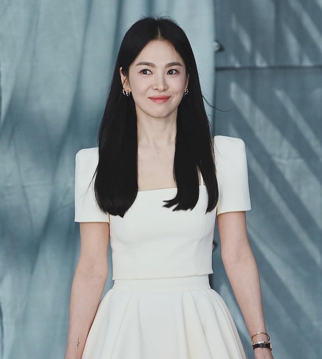Cô nàng 19 tuổi mất 17 giây để trở thành "con gái Song Hye Kyo"- Ảnh 7.