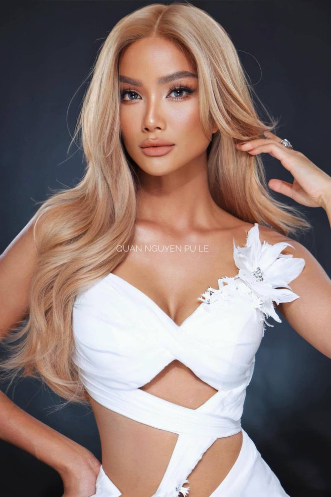 Xuất hiện búp bê Barbie đẹp náo loạn mạng xã hội- Ảnh 6.