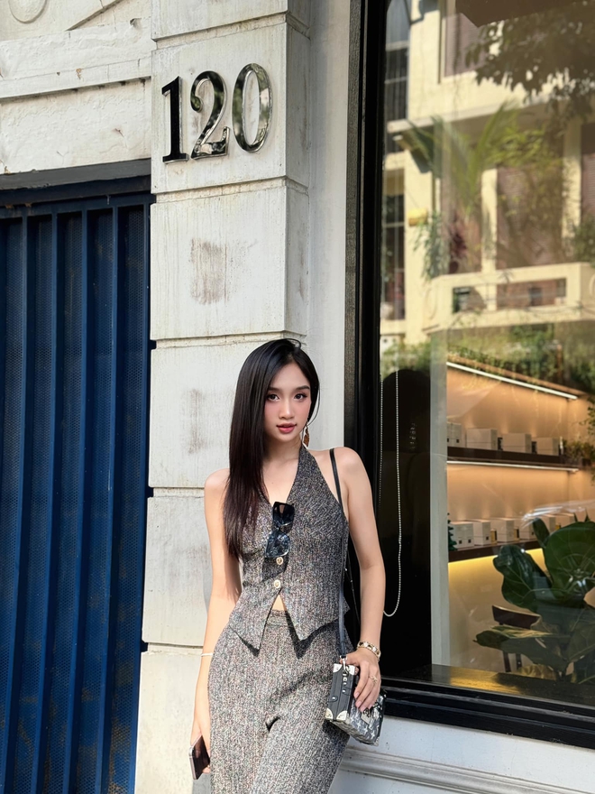 Cô gái Hà Nội sinh năm 2005 "ẵm" 11 tỷ đồng sau một đêm nhờ dậy thì quá thành công- Ảnh 13.