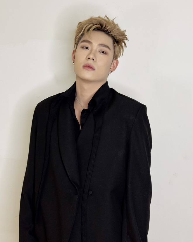 Chờ mãi HIEUTHUHAI cũng nhá hàng điều đặc biệt rồi!- Ảnh 9. Chờ mãi HIEUTHUHAI cũng nhá hàng điều đặc biệt rồi!- Ảnh 9.