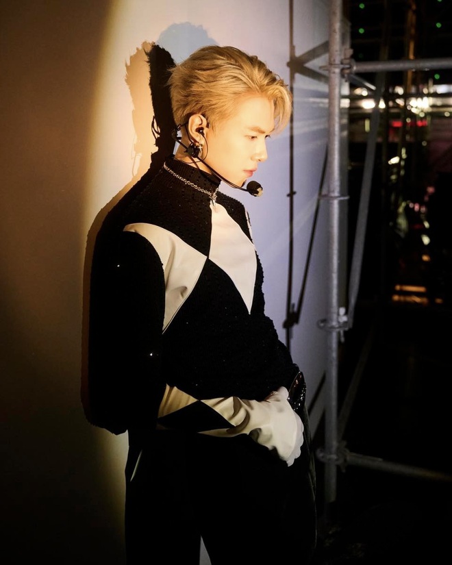 Chờ mãi HIEUTHUHAI cũng nhá hàng điều đặc biệt rồi!- Ảnh 7. Chờ mãi HIEUTHUHAI cũng nhá hàng điều đặc biệt rồi!- Ảnh 7.