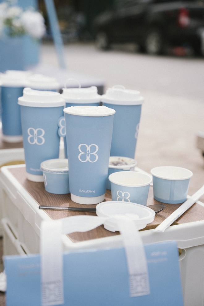 Founder trà sữa Bông Biêng: “Màu sắc của thương hiệu được lấy cảm hứng từ Jacquemus, nhưng được điều chỉnh hợp thị hiếu khách Việt”- Ảnh 8. Founder trà sữa Bông Biêng: “Màu sắc của thương hiệu được lấy cảm hứng từ Jacquemus, nhưng được điều chỉnh hợp thị hiếu khách Việt”- Ảnh 8.