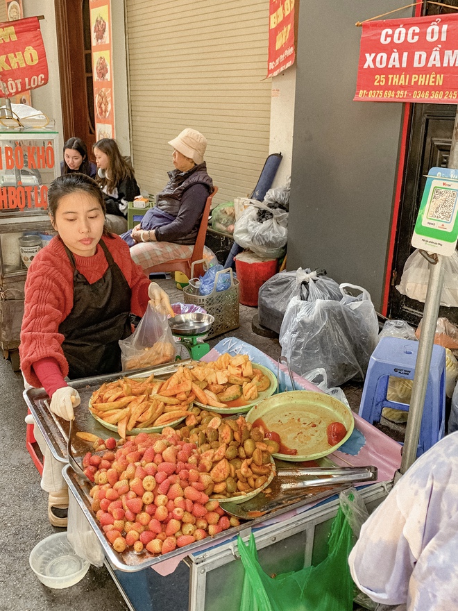 Hàng hoa quả dầm "hot nhất Hà Nội": Có gì hấp dẫn mà Tina Thảo Thi cũng hết lời khen ngợi?- Ảnh 13.