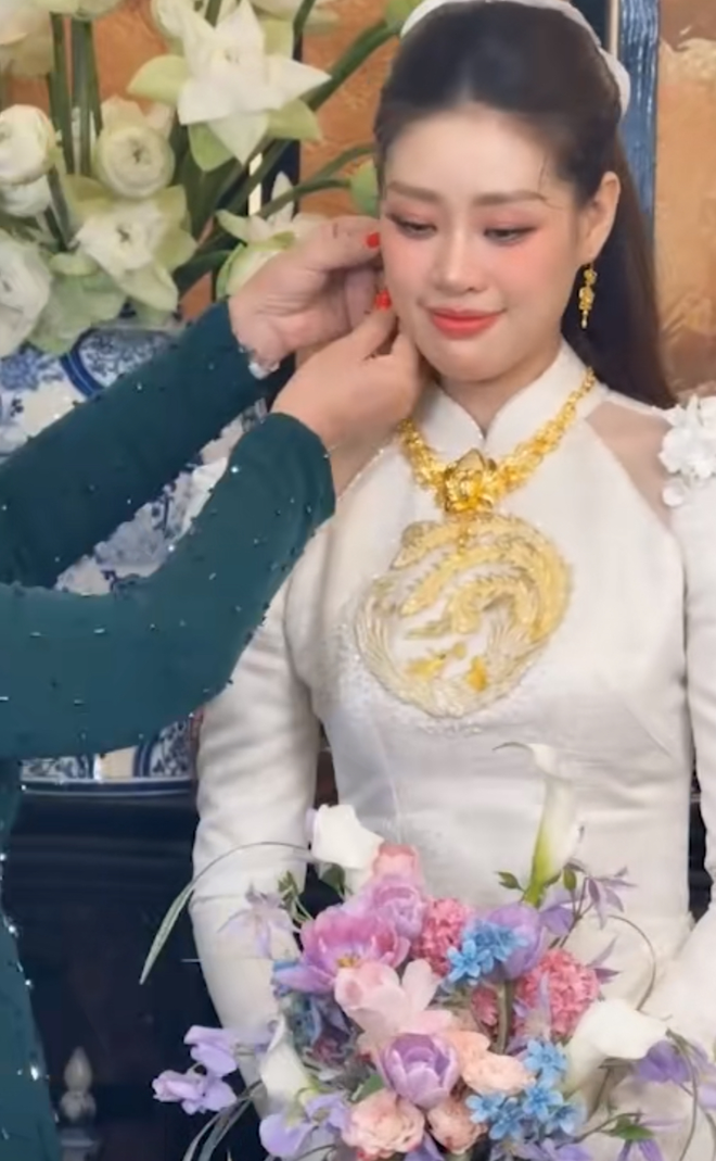 Hé lộ sính lễ của Khánh Vân: 10 tráp quả có chi tiết "độc nhất vô nhị", nhà gái trao của hồi môn khủng- Ảnh 5.