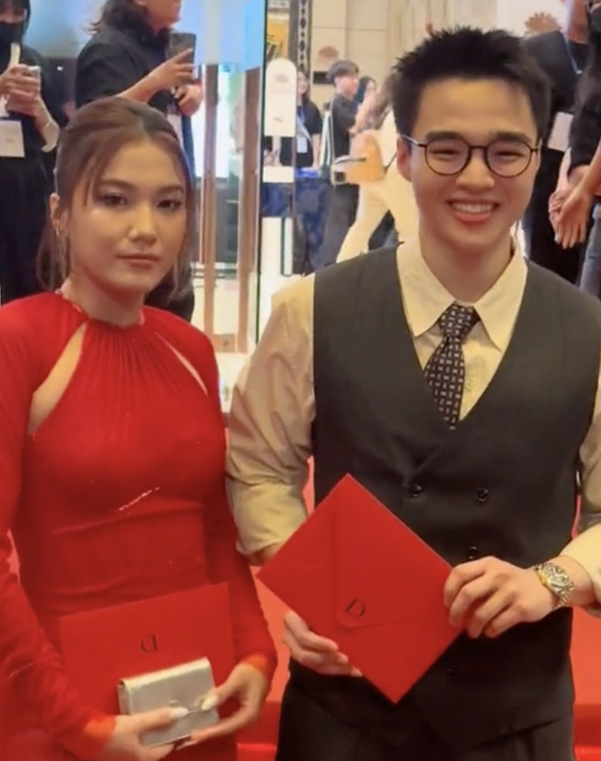 Thực hư chuyện Tun Phạm và Emma Nhất Khanh bỏ về ở show Đỗ Long, đàng trai có thái độ lạ về tin hẹn hò- Ảnh 4.