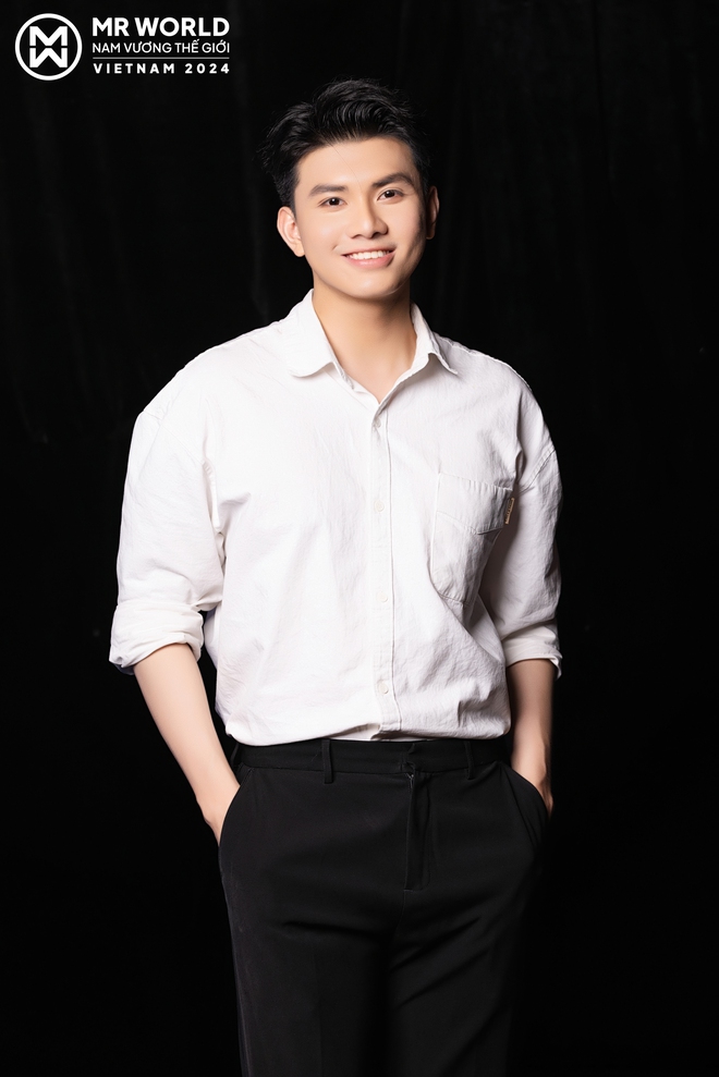 Profile học vấn đáng nể dàn Mr. World Vietnam: Trai đẹp "bắn tiếng Anh như gió" với Lương Linh gây ấn tượng!- Ảnh 14.