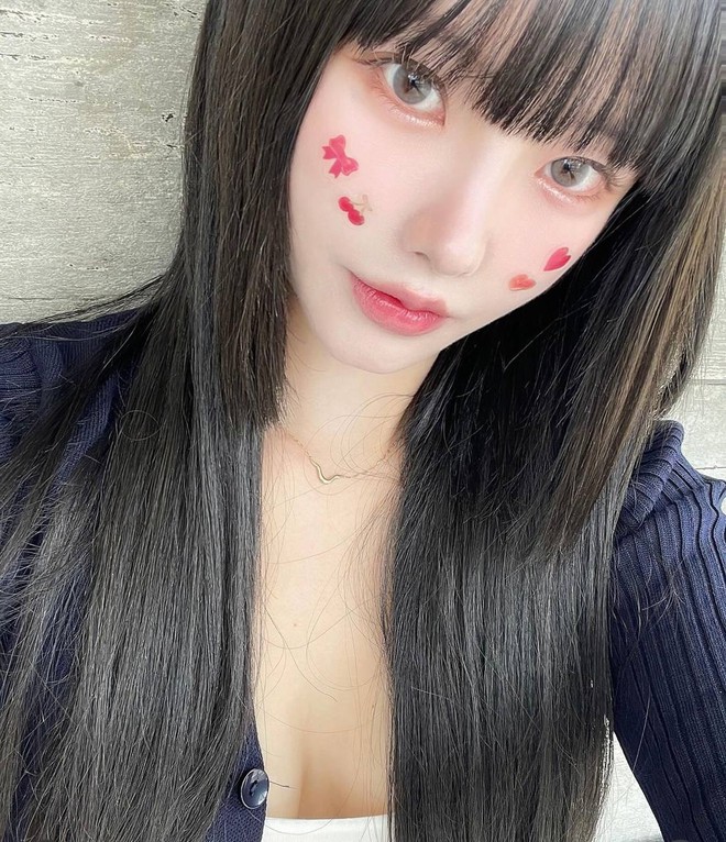 Nữ idol với thương hiệu sản phẩm dán mụn đang trở thành cơn sốt đình đám tại Hàn Quốc- Ảnh 4.