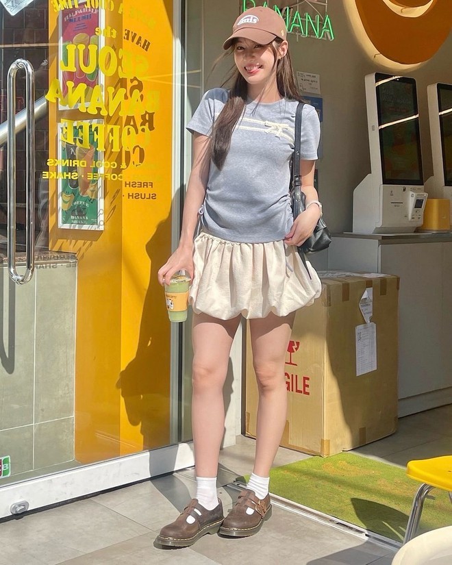 Đường đua váy áo hè bùng nổ tại các shop thời trang: Bạt ngàn mẫu xinh, trendy cho nàng "chốt"- Ảnh 6.