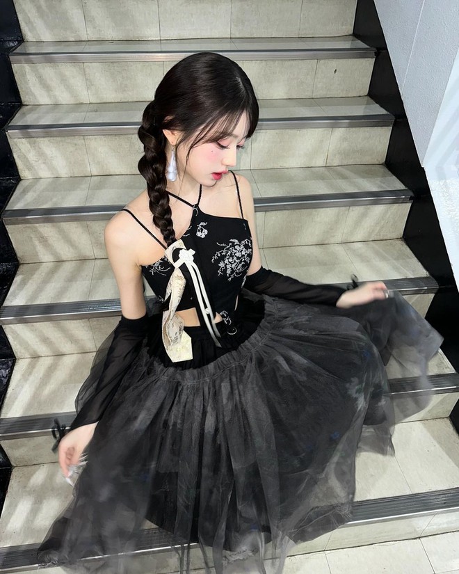 "Búp bê" Jang Won Young và 5 món phụ kiện tóc giúp cô ấy đạt 10 điểm- Ảnh 7.