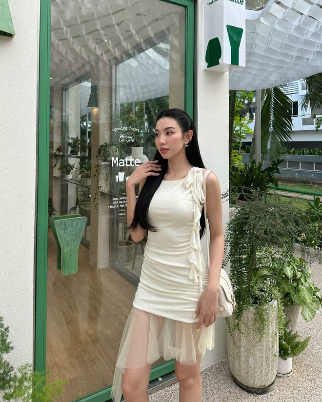 Tủ đồ đời thường của Thùy Tiên: Ngắm là say đắm!- Ảnh 8.