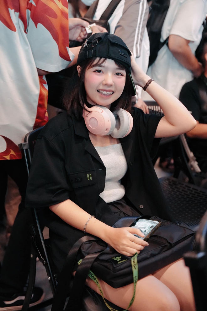 Vụ lộ tin nhắn 