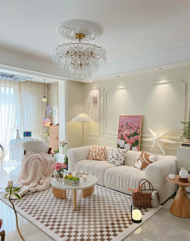 Chủ nhân "bánh bèo" và căn hộ tông hồng trắng xinh như ảnh trên Pinterest: Ai ngắm xong cũng phải "thả tim"- Ảnh 6. Chủ nhân "bánh bèo" và căn hộ tông hồng trắng xinh như ảnh trên Pinterest: Ai ngắm xong cũng phải "thả tim"- Ảnh 6.