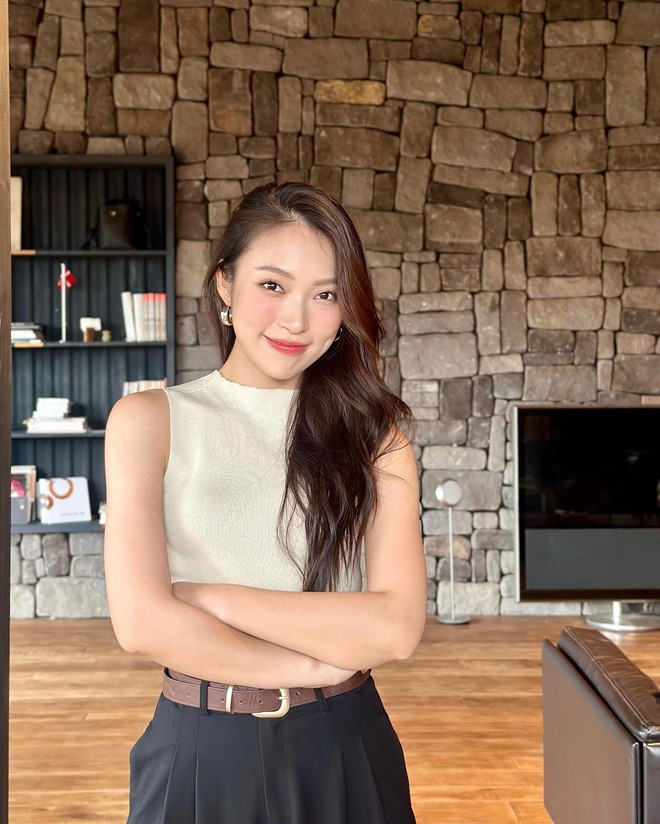 Kiếm tiền rõ đỉnh nhưng Khánh Vy chỉ chuộng sắm váy áo bình dân: Đa phần là local brand Việt- Ảnh 2. Kiếm tiền rõ đỉnh nhưng Khánh Vy chỉ chuộng sắm váy áo bình dân: Đa phần là local brand Việt- Ảnh 2.
