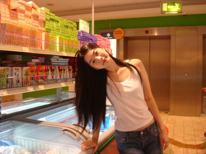 Tủ đồ của Hà Thi: Nàng thơ có “vibe” trong trẻo như tình đầu, mặc đơn giản nhưng ai cũng muốn mua theo- Ảnh 7. Tủ đồ của Hà Thi: Nàng thơ có “vibe” trong trẻo như tình đầu, mặc đơn giản nhưng ai cũng muốn mua theo- Ảnh 7.